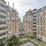 Wonderful & Large Flat In The 7Th - Eiffel Tower